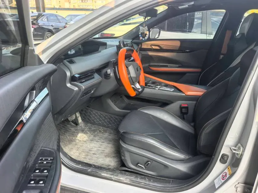 2023 ChangAn UNI-V 1.5T 188HP L4 7DCT,autocango,china used car exporter,china ev exporter,chinese used car exporter,chinese used ev exporter