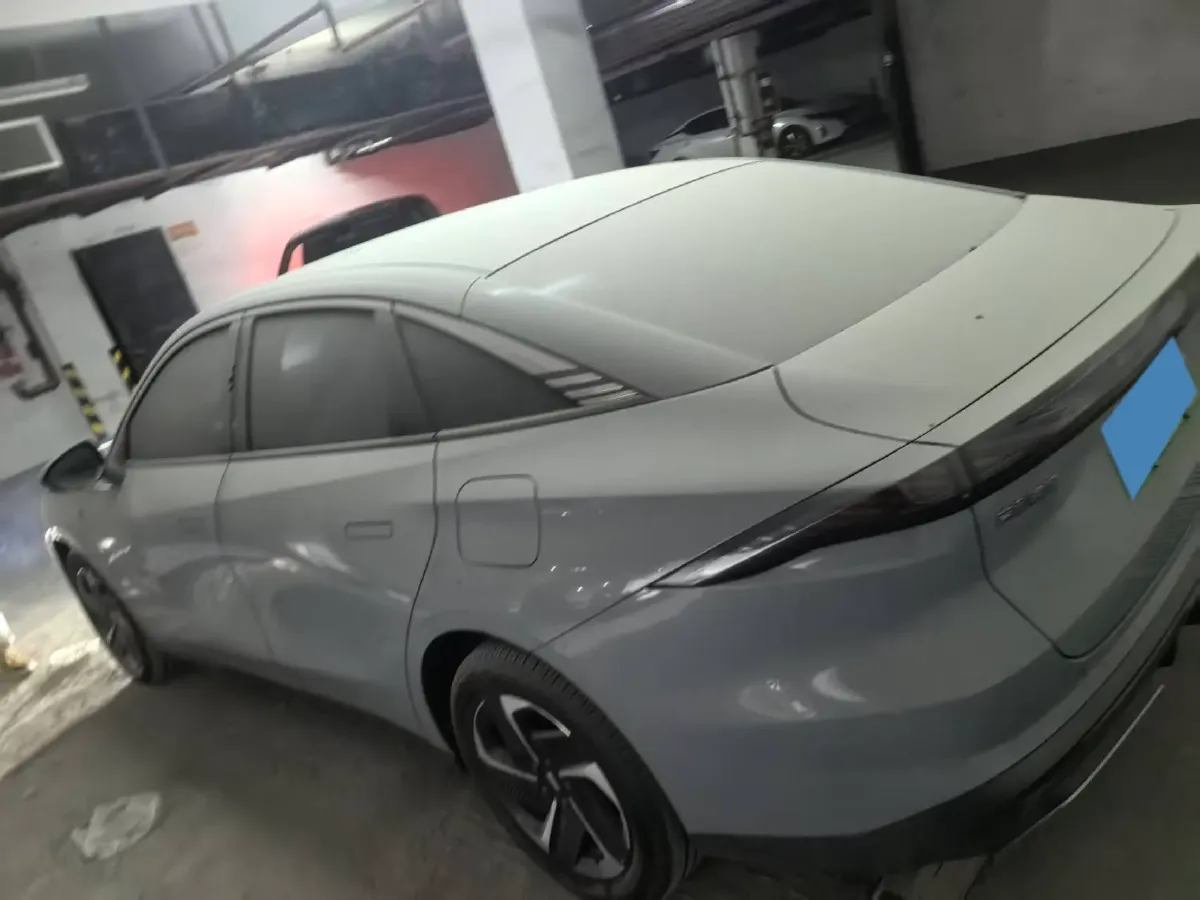 2023 Geely Galaxy L6 1.5T 163HP L4 3DHT PHEV,autocango,china used car exporter,china ev exporter,chinese used car exporter,chinese used ev exporter