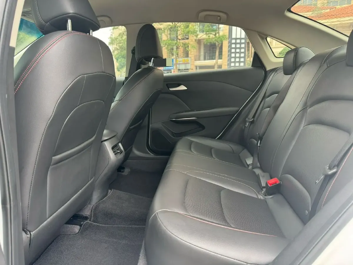 2020 Chevrolet Monza 1.0T 125HP L3 6DCT,autocango,china used car exporter,china ev exporter,chinese used car exporter,chinese used ev exporter