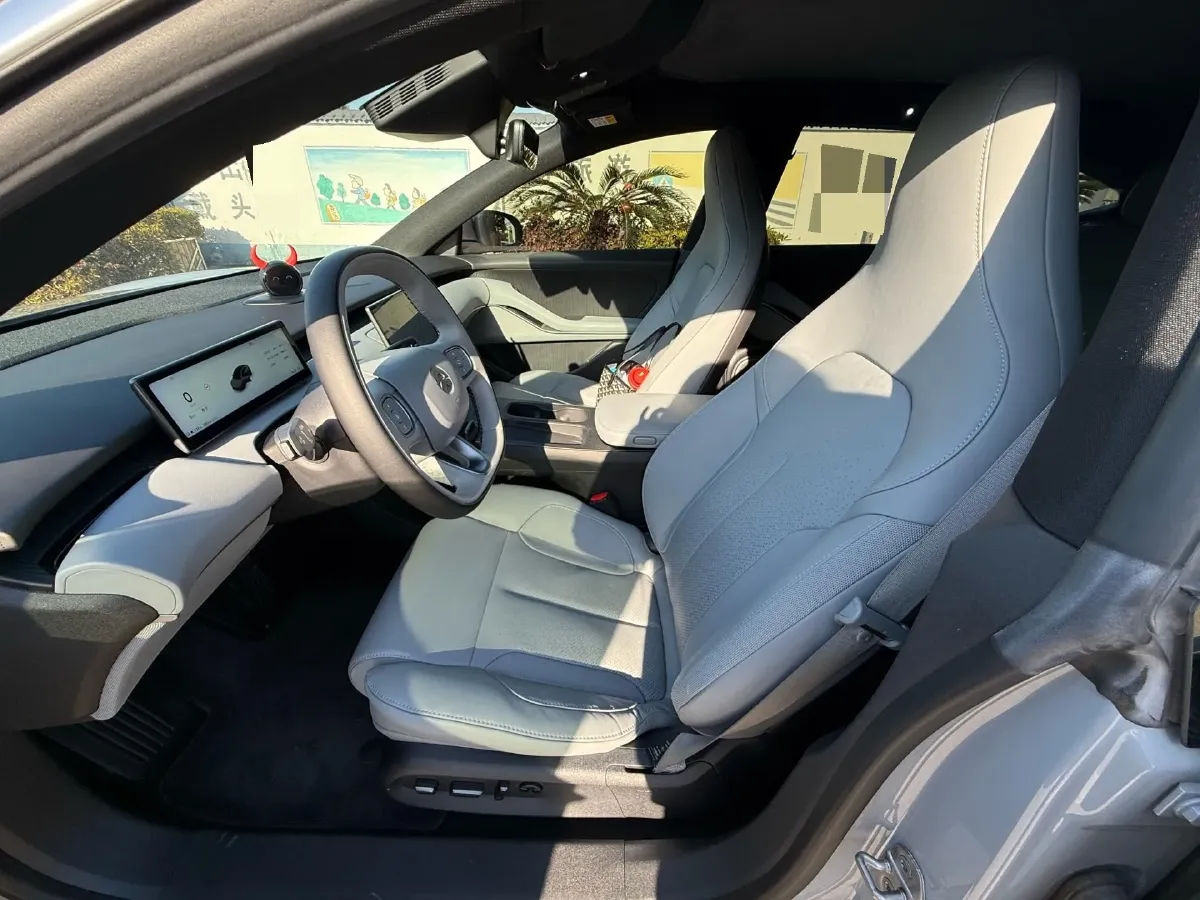 2022 JunTian HeiWuShi Youth 2.0T 203HP L4 6AT,autocango,china used car exporter,china ev exporter,chinese used car exporter,chinese used ev exporter