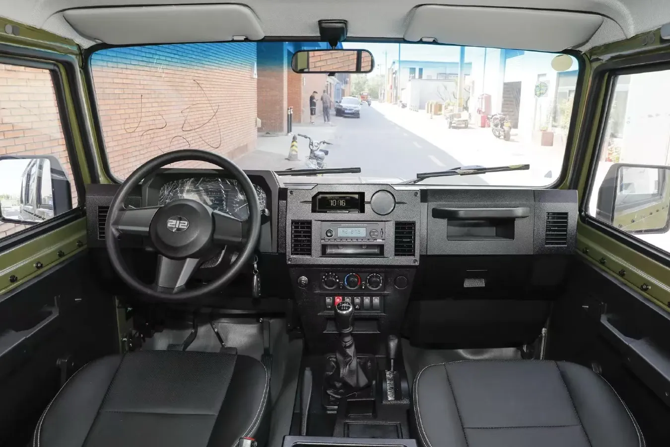 2023 BAW 212 2.4T 211HP L4 6MT,autocango,china used car exporter,china ev exporter,chinese used car exporter,chinese used ev exporter