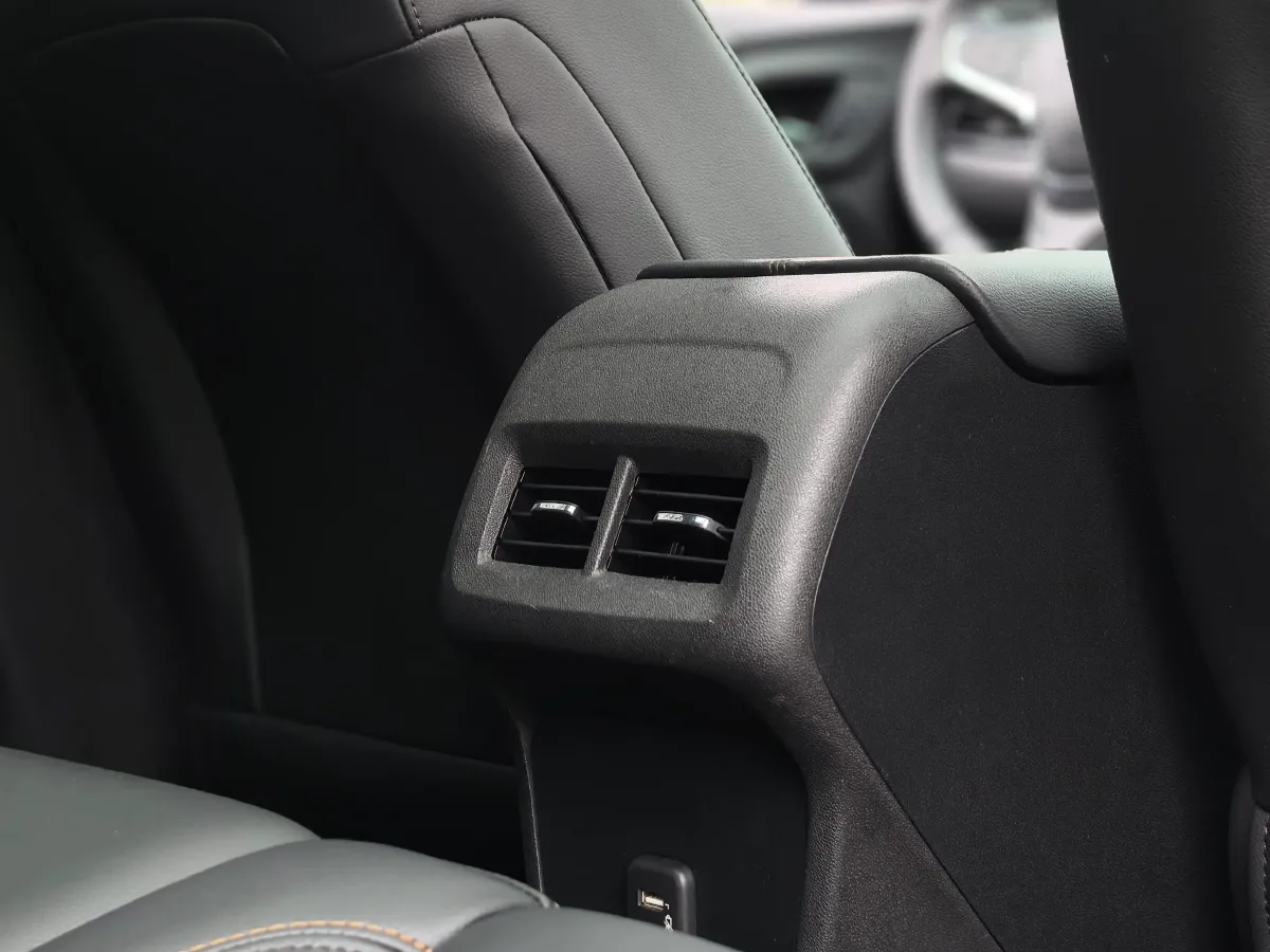 2022 Chevrolet Equinox 1.5T 169HP L4 6AT,autocango,china used car exporter,china ev exporter,chinese used car exporter,chinese used ev exporter