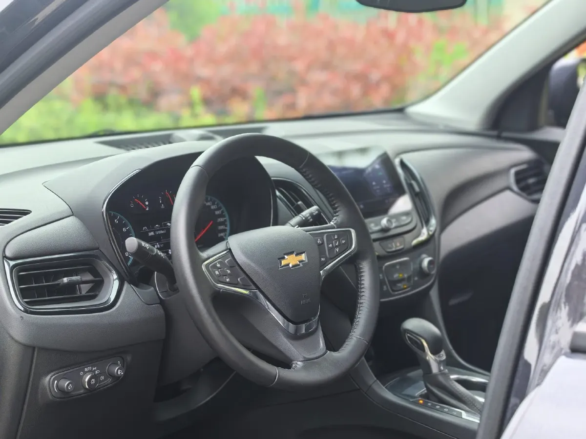 2022 Chevrolet Equinox 1.5T 169HP L4 6AT,autocango,china used car exporter,china ev exporter,chinese used car exporter,chinese used ev exporter