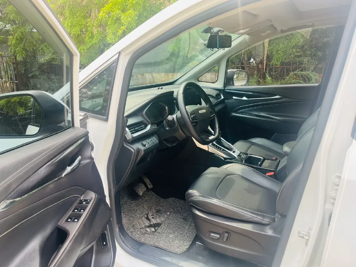 2019 MAXUS G50 1.5T 169HP L4 7DCT,autocango,china used car exporter,china ev exporter,chinese used car exporter,chinese used ev exporter