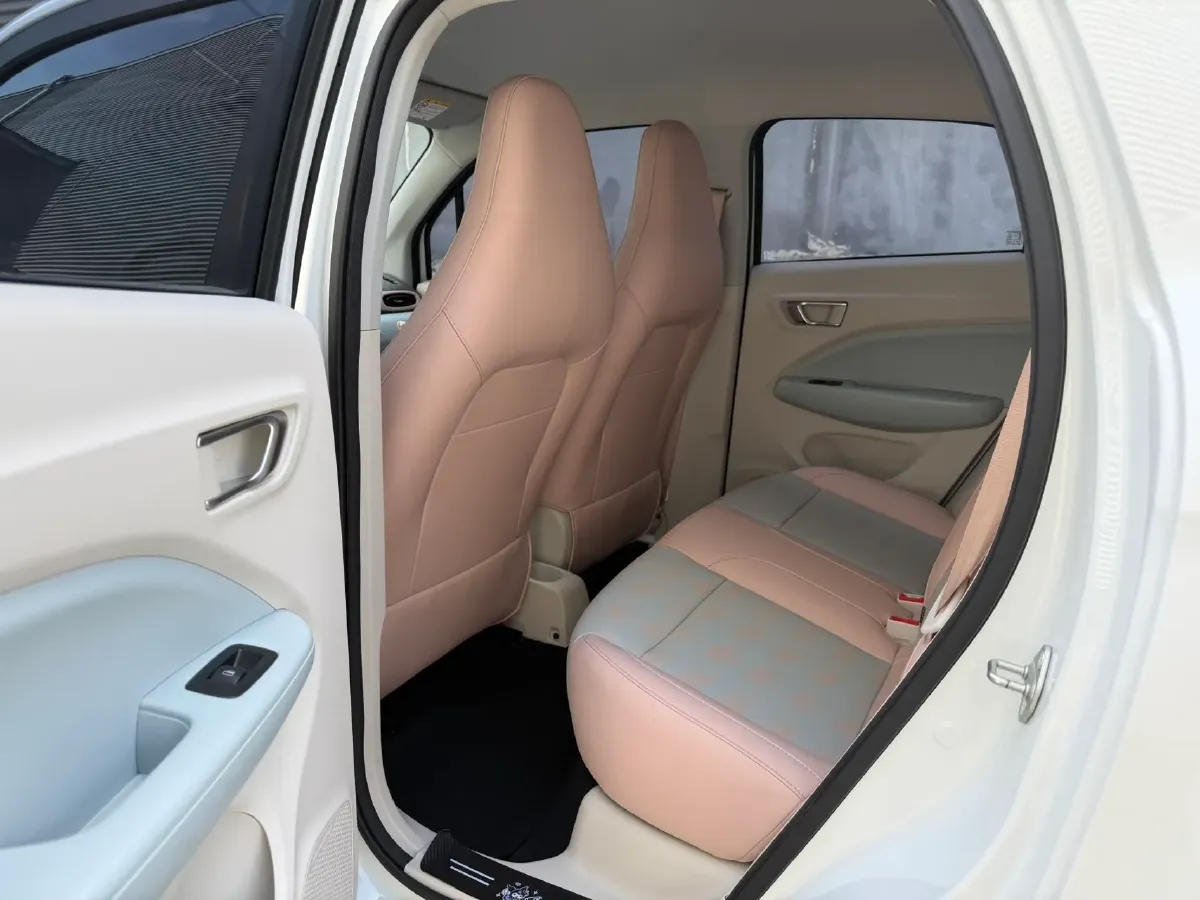 2025 Leapmotor T03 BEV 41.3KWH,autocango,china used car exporter,china ev exporter,chinese used car exporter,chinese used ev exporter