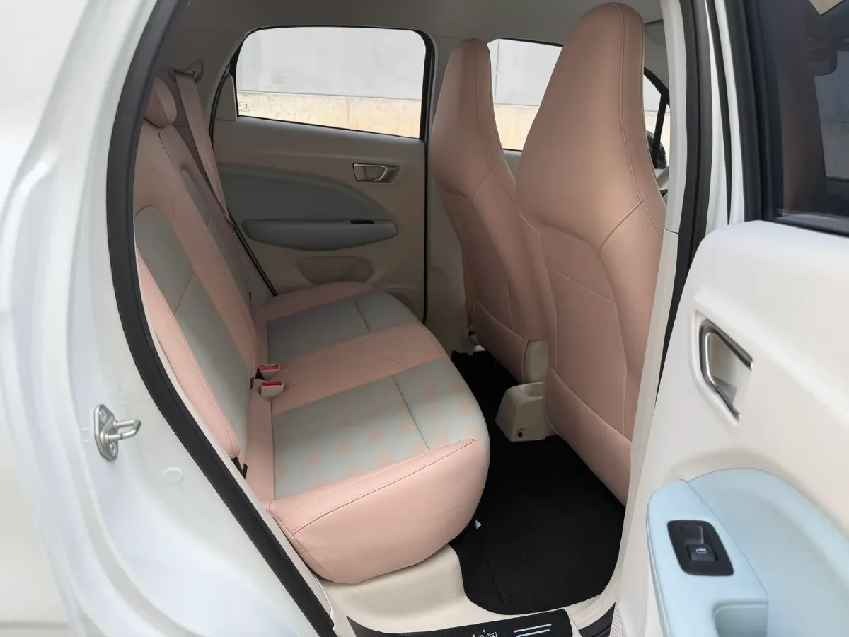 2025 Leapmotor T03 BEV 41.3KWH,autocango,china used car exporter,china ev exporter,chinese used car exporter,chinese used ev exporter