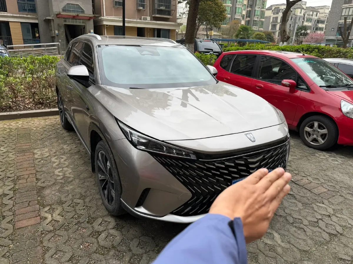 2023 Roewe RX5 1.5T 188HP L4 7DCT,autocango,china used car exporter,china ev exporter,chinese used car exporter,chinese used ev exporter