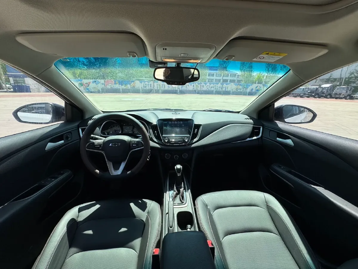 2019 Chevrolet Monza 1.0T 125HP L3 6DCT,autocango,china used car exporter,china ev exporter,chinese used car exporter,chinese used ev exporter