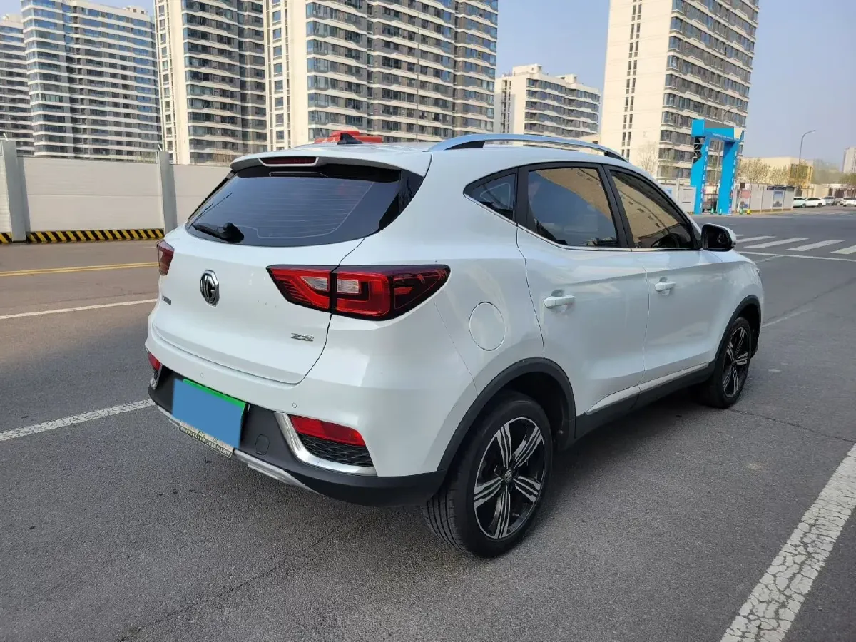 2018 MG ZS 1.5L 120HP L4 5MT,autocango,china used car exporter,china ev exporter,chinese used car exporter,chinese used ev exporter