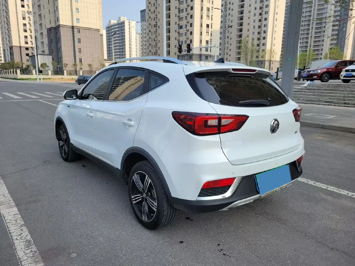 2018 MG ZS 1.5L 120HP L4 5MT,autocango,china used car exporter,china ev exporter,chinese used car exporter,chinese used ev exporter
