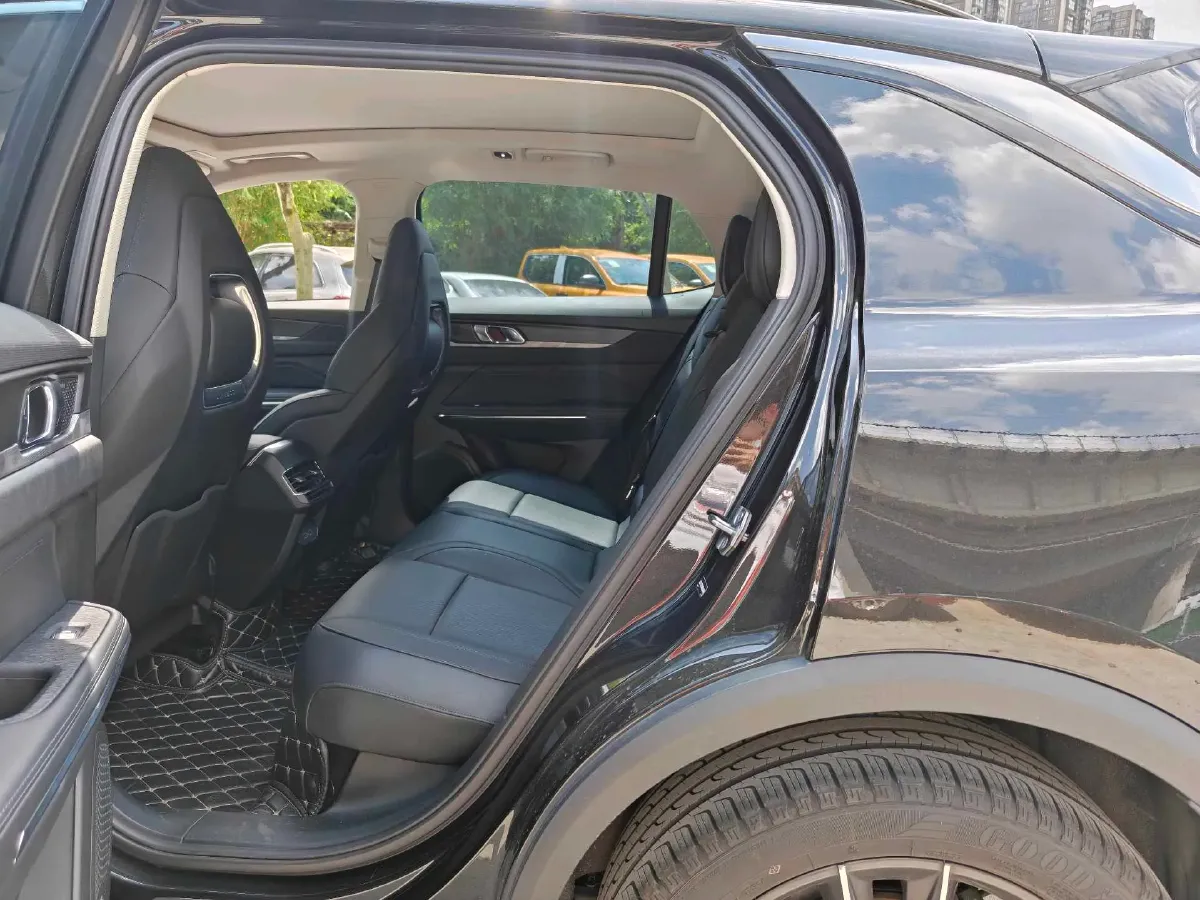 2021 LYNK&CO 01 2.0T 218HP L4 8AT,autocango,china used car exporter,china ev exporter,chinese used car exporter,chinese used ev exporter