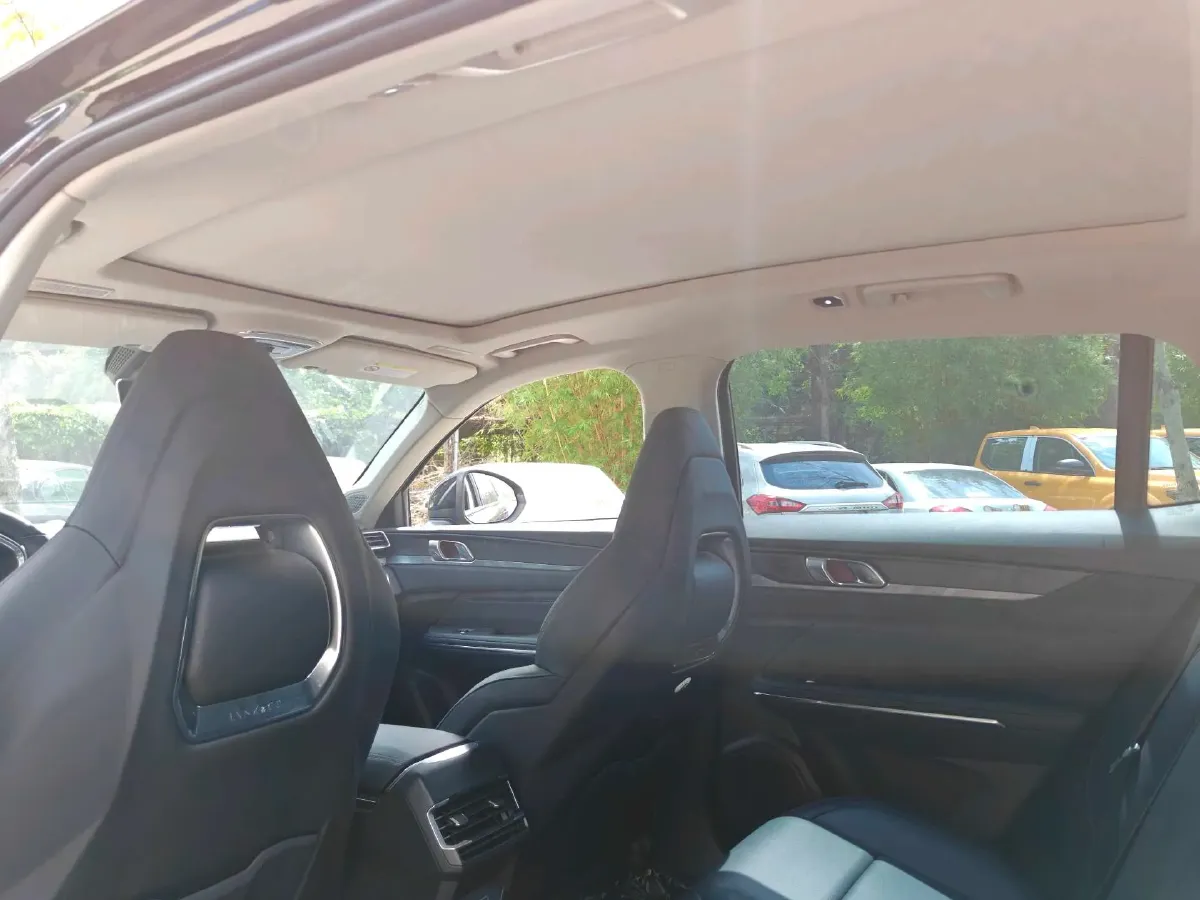 2021 LYNK&CO 01 2.0T 218HP L4 8AT,autocango,china used car exporter,china ev exporter,chinese used car exporter,chinese used ev exporter