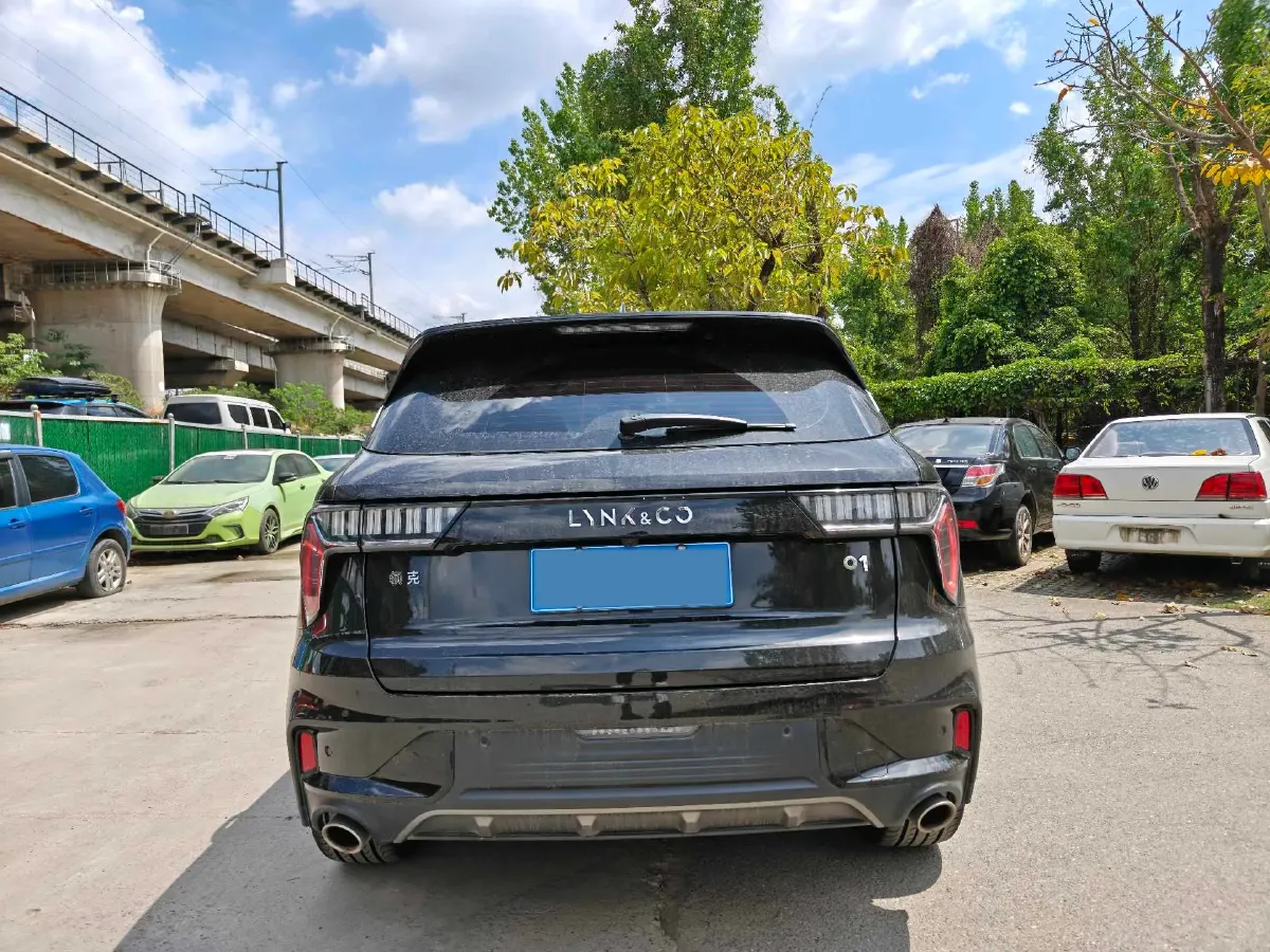 2021 LYNK&CO 01 2.0T 218HP L4 8AT,autocango,china used car exporter,china ev exporter,chinese used car exporter,chinese used ev exporter