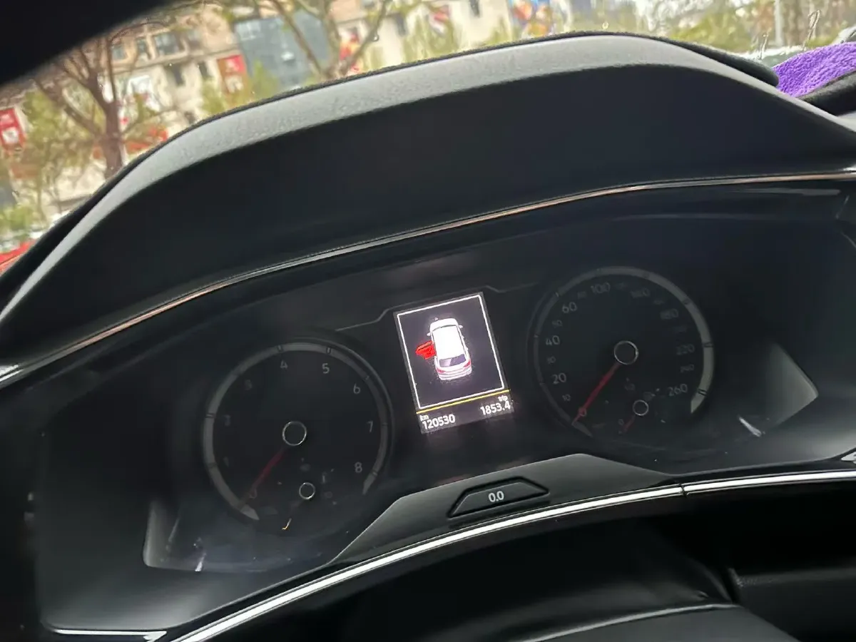 2019 Jeep Cherokee 2.0T 234HP L4 9AT,autocango,china used car exporter,china ev exporter,chinese used car exporter,chinese used ev exporter