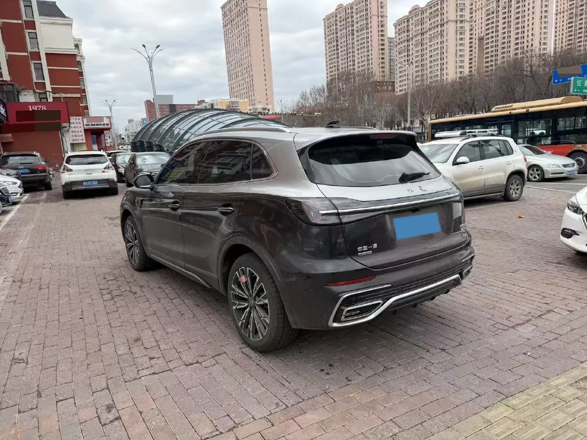 2023 HongQi HS5 2.0T 252HP L4 8AT,autocango,china used car exporter,china ev exporter,chinese used car exporter,chinese used ev exporter