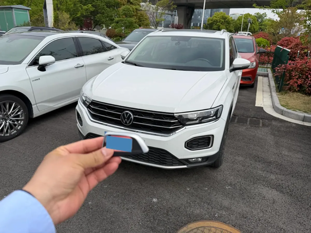 2021 Volkswagen T-Roc 1.4T 150HP L4 7DCT,autocango,china used car exporter,china ev exporter,chinese used car exporter,chinese used ev exporter