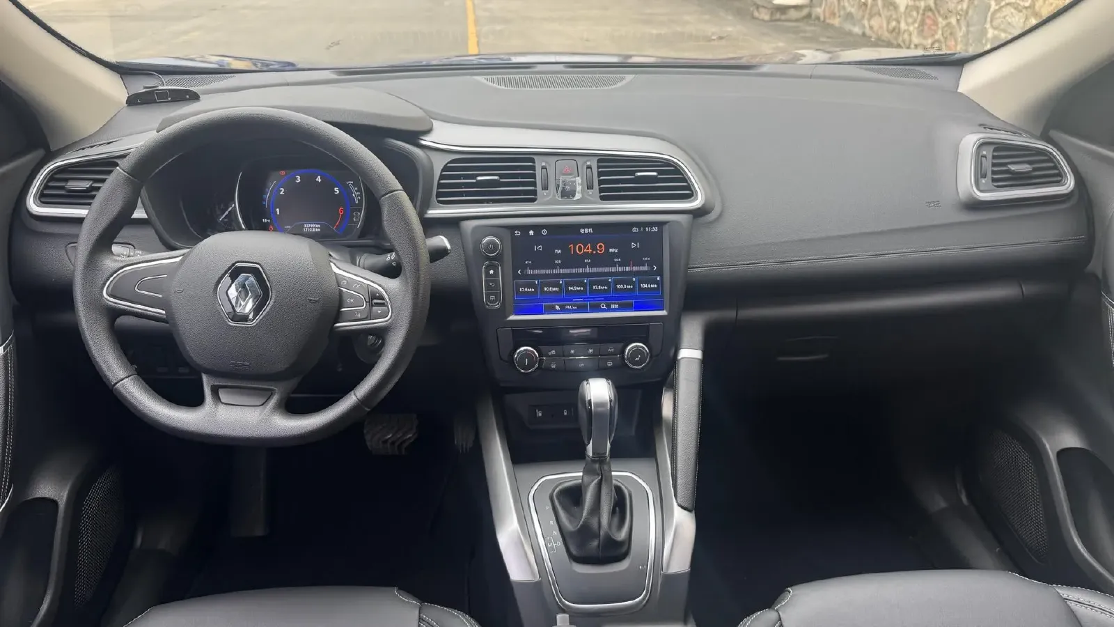 2017 Renault Kadjar 2.0L 150HP L4 CVT,autocango,china used car exporter,china ev exporter,chinese used car exporter,chinese used ev exporter