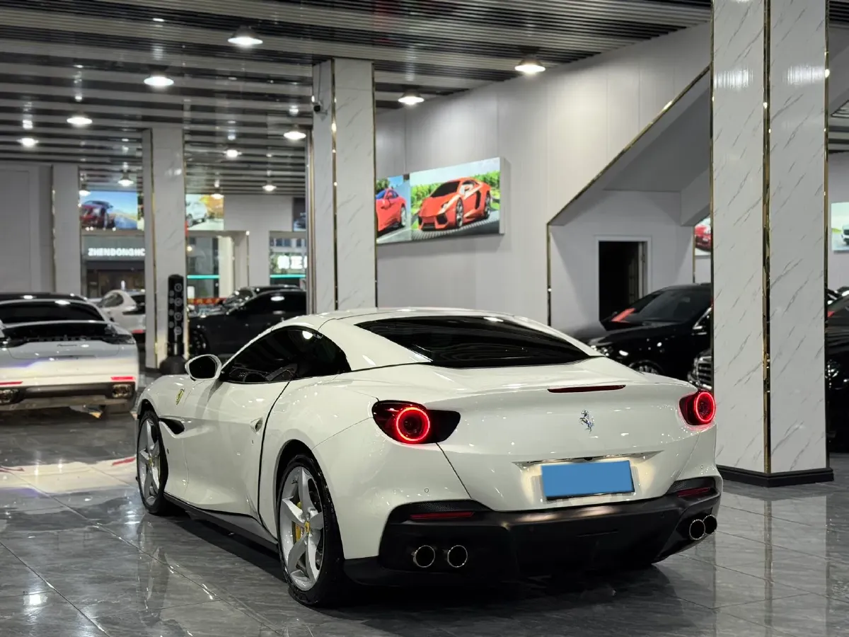 2021 Ferrari Portofino 3.9T 620HP V8 8DCT,autocango,china used car exporter,china ev exporter,chinese used car exporter,chinese used ev exporter