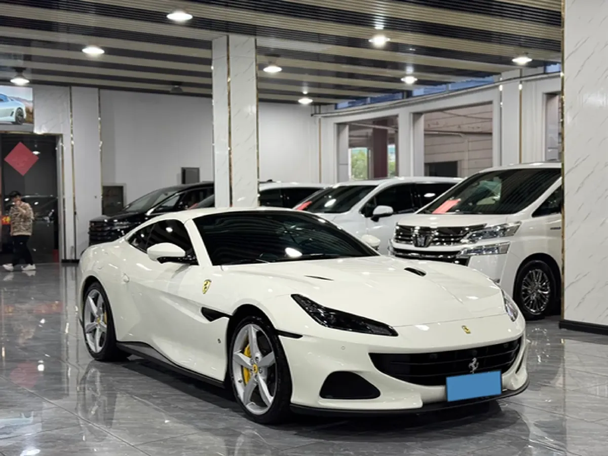2021 Ferrari Portofino 3.9T 620HP V8 8DCT,autocango,china used car exporter,china ev exporter,chinese used car exporter,chinese used ev exporter