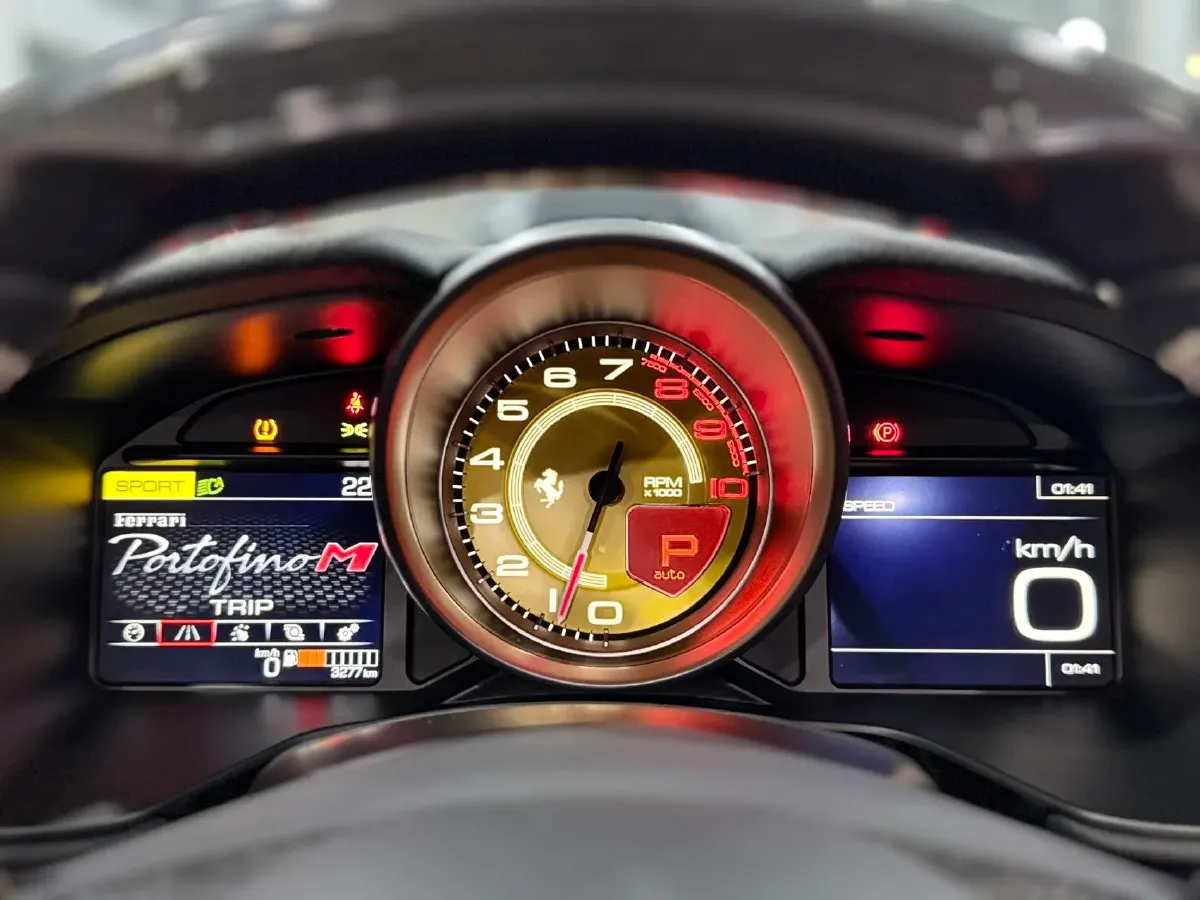 2021 Ferrari Portofino 3.9T 620HP V8 8DCT,autocango,china used car exporter,china ev exporter,chinese used car exporter,chinese used ev exporter