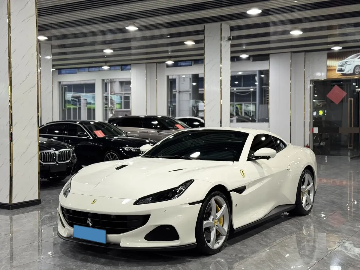 2021 Ferrari Portofino 3.9T 620HP V8 8DCT,autocango,china used car exporter,china ev exporter,chinese used car exporter,chinese used ev exporter
