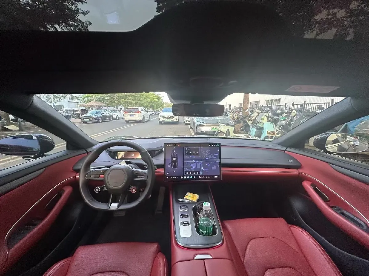 2024 MI SU7 BEV 73.6KWH,autocango,china used car exporter,china ev exporter,chinese used car exporter,chinese used ev exporter