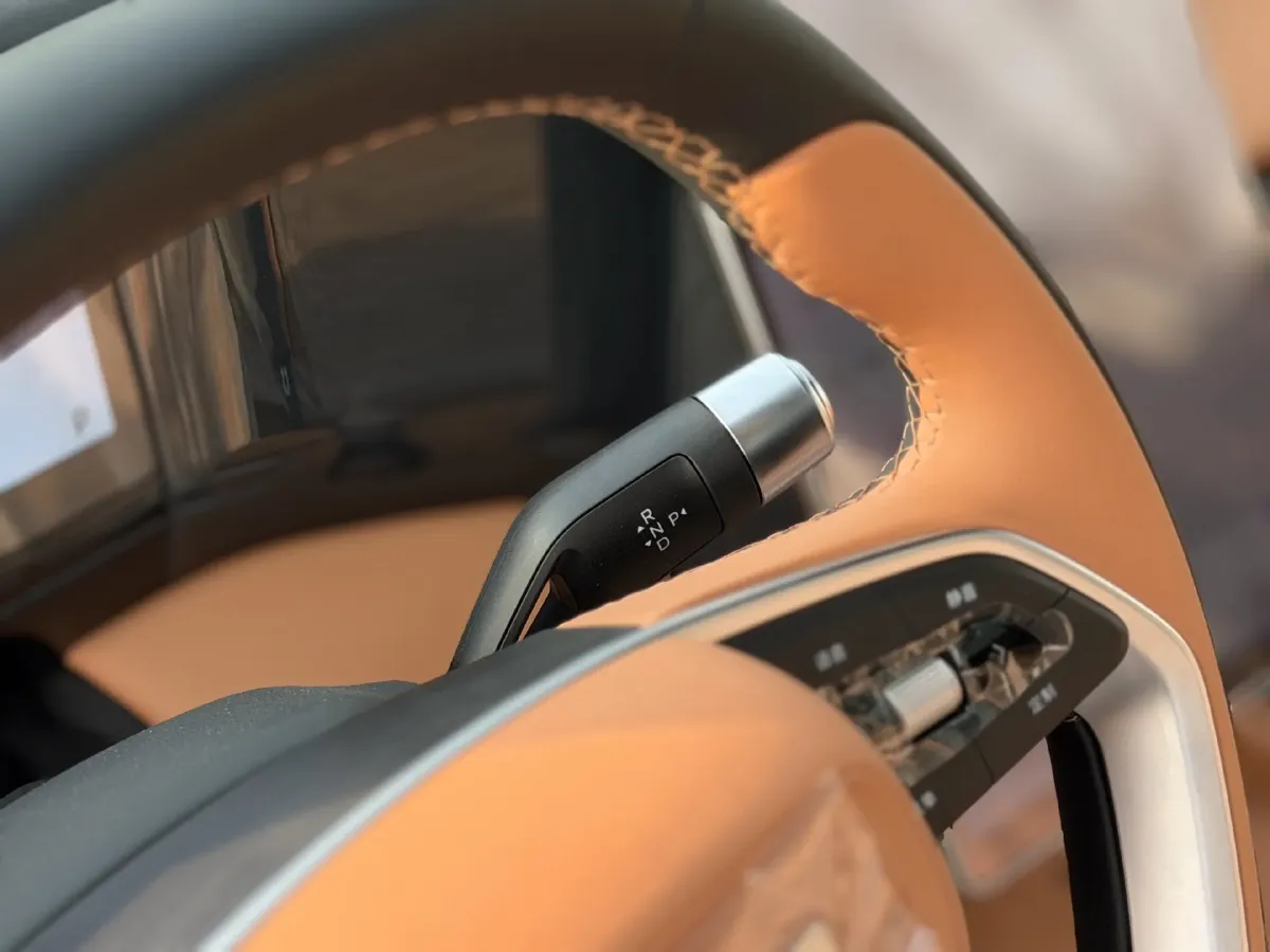 2025 Geely Galaxy L7 1.5L 112HP L4 1DHT PHEV 18.4KWH,autocango,china used car exporter,china ev exporter,chinese used car exporter,chinese used ev exporter