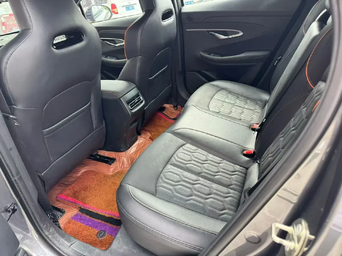 2022 ChangAn UNI-T 1.5T 188HP L4 7DCT,autocango,china used car exporter,china ev exporter,chinese used car exporter,chinese used ev exporter