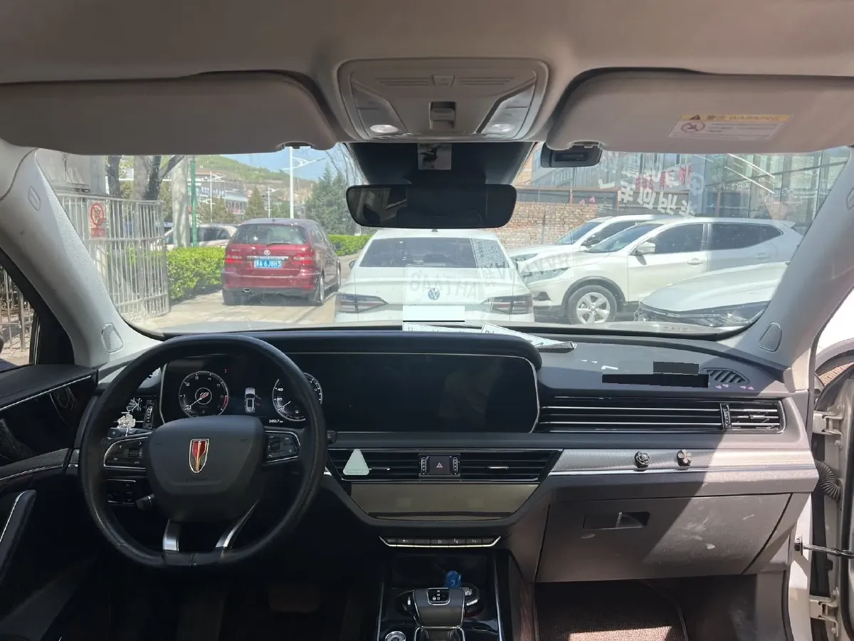 2022 HongQi HS5 2.0T 224HP L4 6AT,autocango,china used car exporter,china ev exporter,chinese used car exporter,chinese used ev exporter