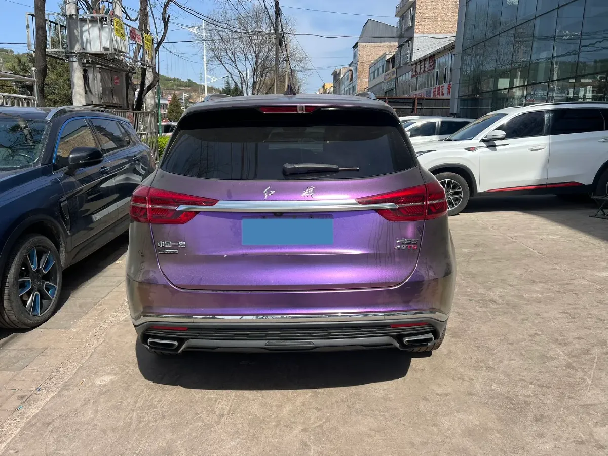 2022 HongQi HS5 2.0T 224HP L4 6AT,autocango,china used car exporter,china ev exporter,chinese used car exporter,chinese used ev exporter