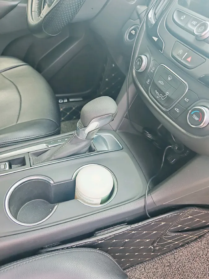 2021 Chevrolet Equinox 1.5T 169HP L4 6AT,autocango,china used car exporter,china ev exporter,chinese used car exporter,chinese used ev exporter