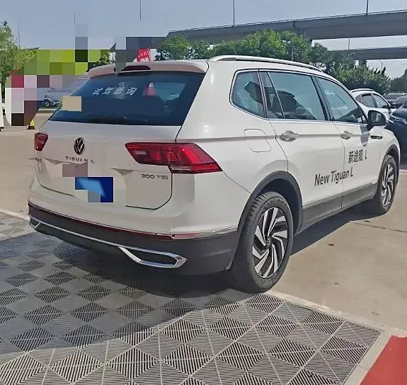 2023 Volkswagen Tiguan L 1.5T 160HP L4 7DCT,autocango,china used car exporter,china ev exporter,chinese used car exporter,chinese used ev exporter