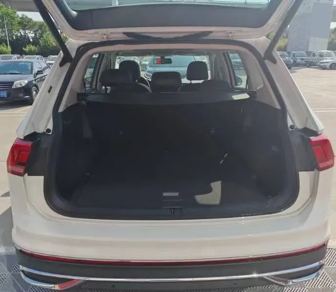 2023 Volkswagen Tiguan L 1.5T 160HP L4 7DCT,autocango,china used car exporter,china ev exporter,chinese used car exporter,chinese used ev exporter