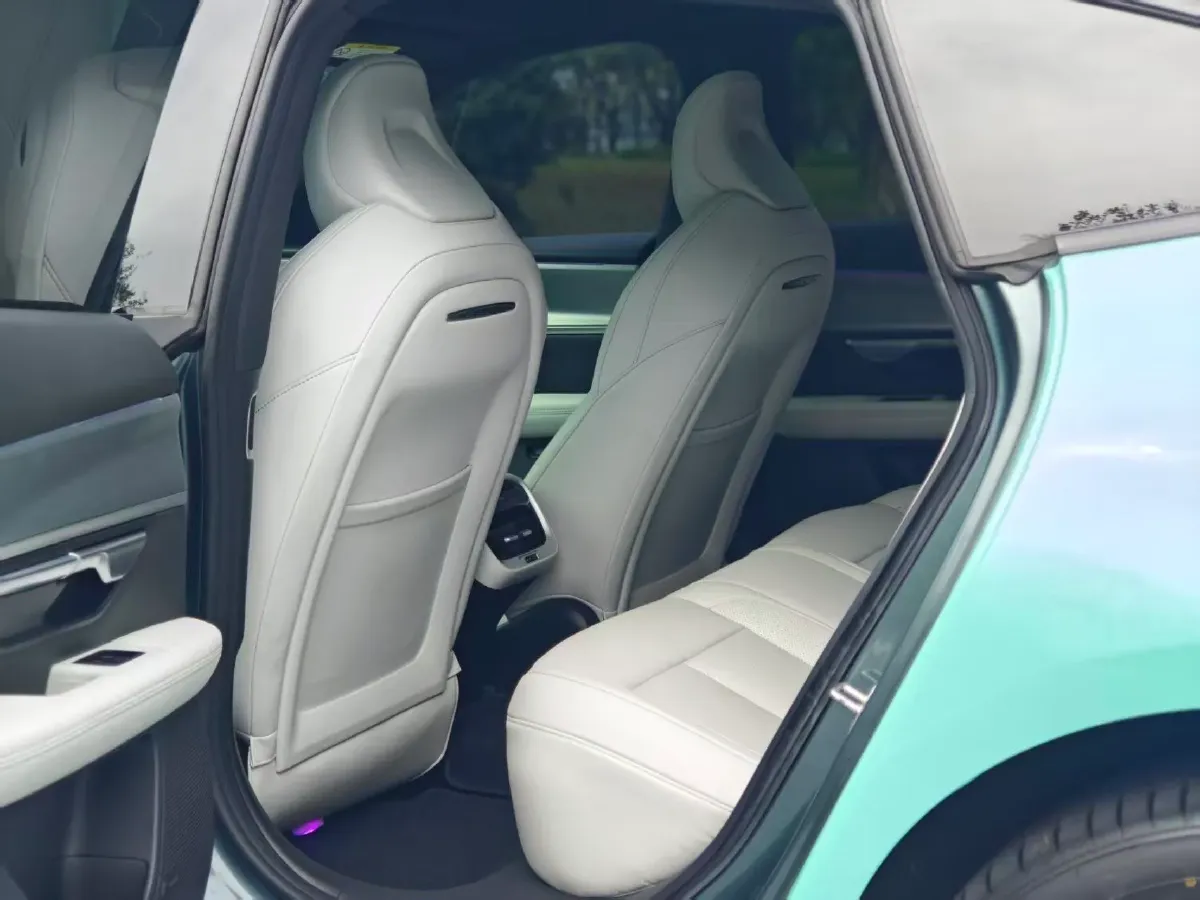 2023 Xpeng P7 BEV 86.2KWH,autocango,china used car exporter,china ev exporter,chinese used car exporter,chinese used ev exporter