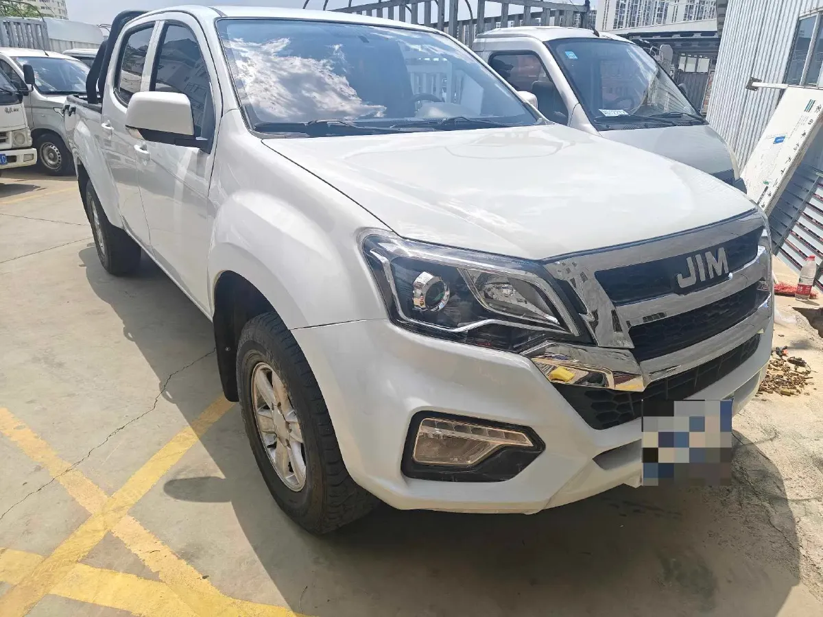 2022 Isuzu RE-MAX Jim 2.8T 120HP L4 5MT,autocango,china used car exporter,china ev exporter,chinese used car exporter,chinese used ev exporter