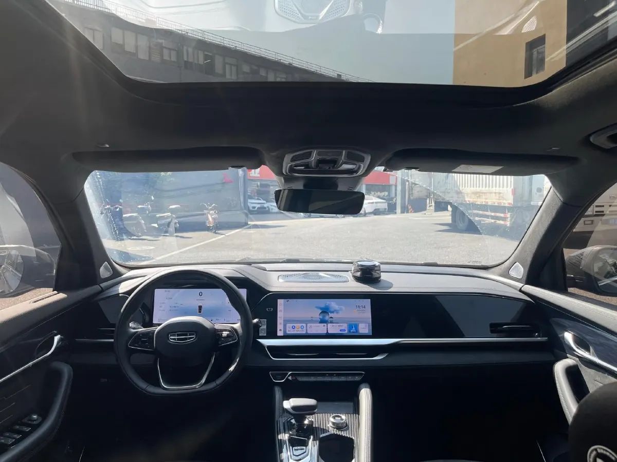 2024 Geely Monjaro 2.0T 218HP L4 7DCT,autocango,china used car exporter,china ev exporter,chinese used car exporter,chinese used ev exporter