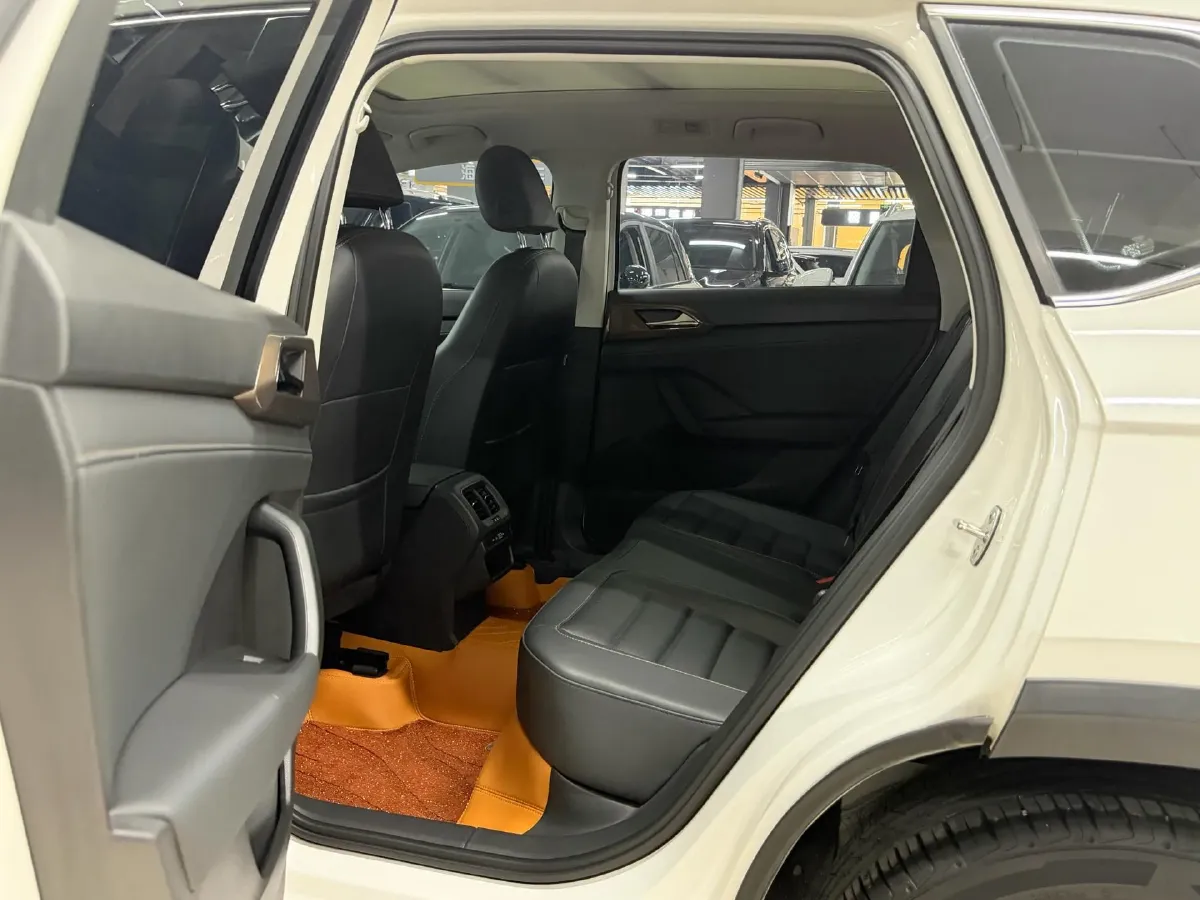 2022 Volkswagen Tharu 1.4T 150HP L4 7DCT,autocango,china used car exporter,china ev exporter,chinese used car exporter,chinese used ev exporter