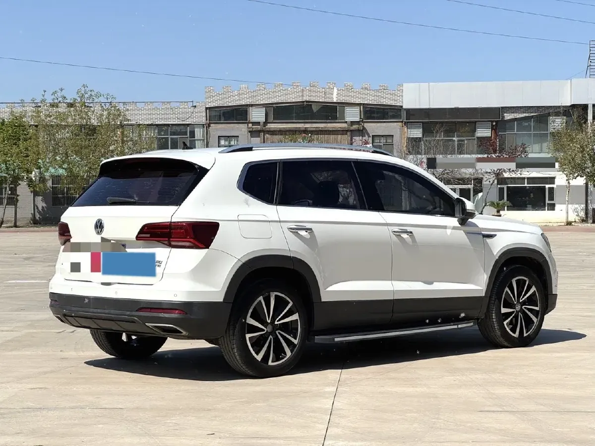 2019 MINI MINI 1.5T 102HP L3 7DCT,autocango,china used car exporter,china ev exporter,chinese used car exporter,chinese used ev exporter