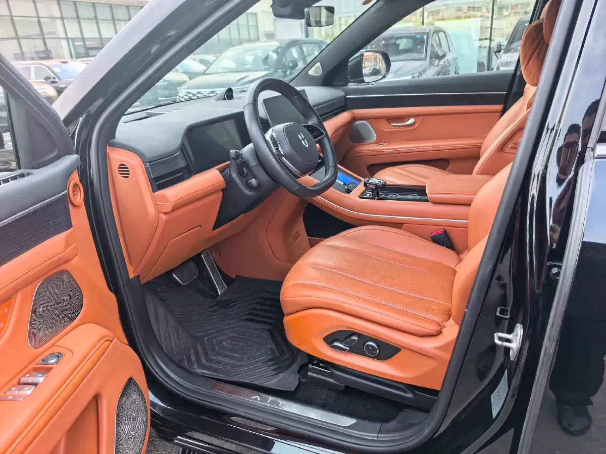 2024 AITO AITO M7 1.5T 152HP L4 REEV 42KWH,autocango,china used car exporter,china ev exporter,chinese used car exporter,chinese used ev exporter