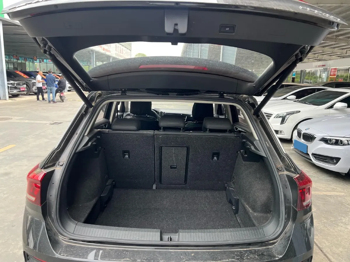 2019 Volkswagen T-Roc 1.4T 150HP L4 7DCT,autocango,china used car exporter,china ev exporter,chinese used car exporter,chinese used ev exporter