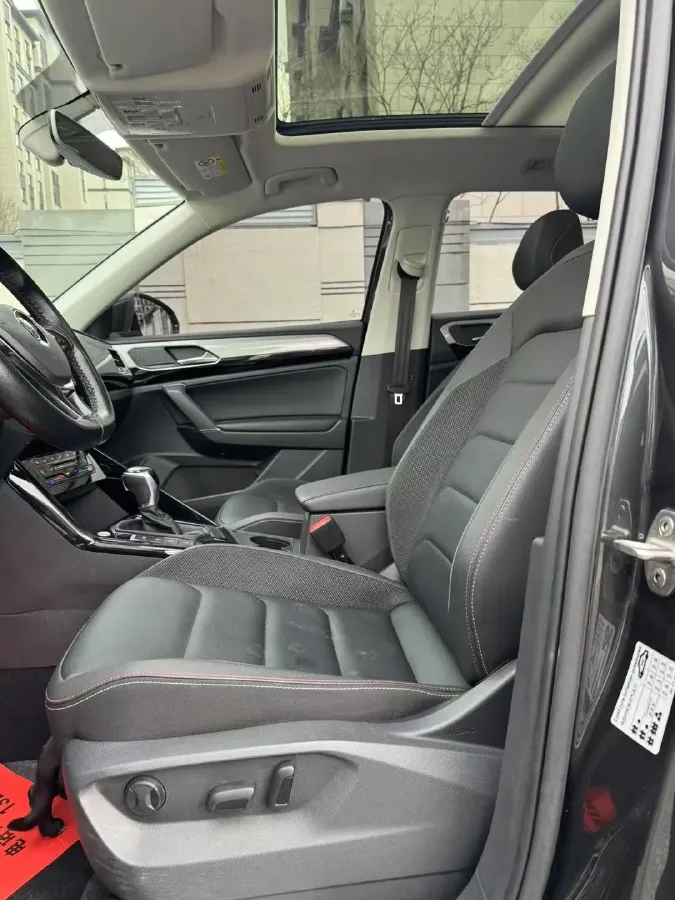 2020 Volkswagen Tayron 2.0T 186HP L4 7DCT,autocango,china used car exporter,china ev exporter,chinese used car exporter,chinese used ev exporter