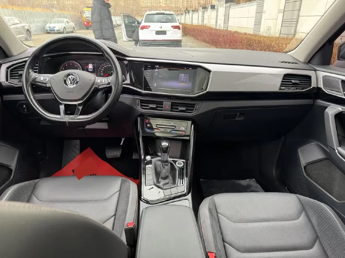 2020 Volkswagen Tayron 2.0T 186HP L4 7DCT,autocango,china used car exporter,china ev exporter,chinese used car exporter,chinese used ev exporter