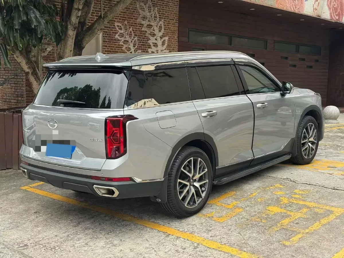 2022 GAC Trumpchi GS8 2.0T 252HP L4 8AT,autocango,china used car exporter,china ev exporter,chinese used car exporter,chinese used ev exporter