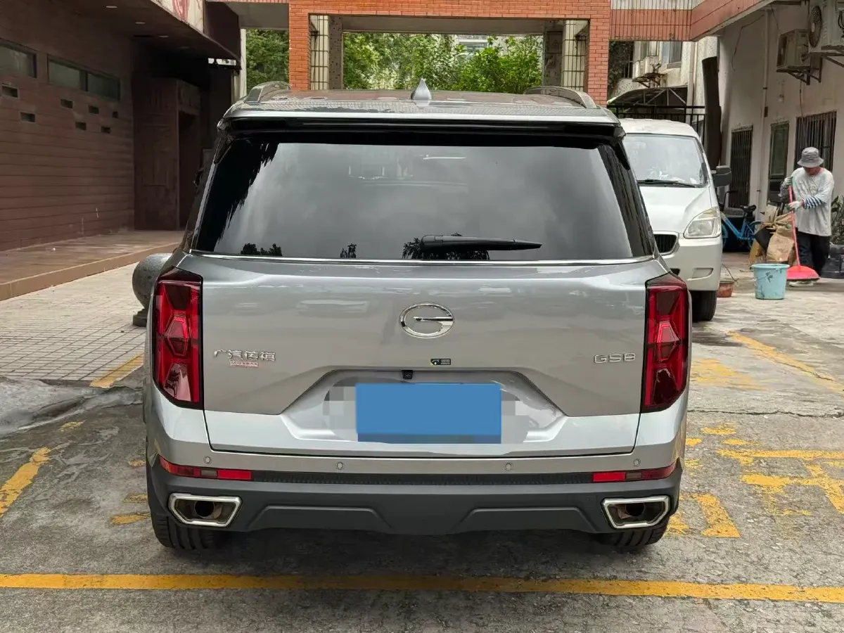 2022 GAC Trumpchi GS8 2.0T 252HP L4 8AT,autocango,china used car exporter,china ev exporter,chinese used car exporter,chinese used ev exporter