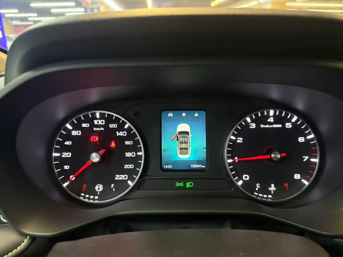 2021 Roewe i5 1.5L 120HP L4 5MT,autocango,china used car exporter,china ev exporter,chinese used car exporter,chinese used ev exporter