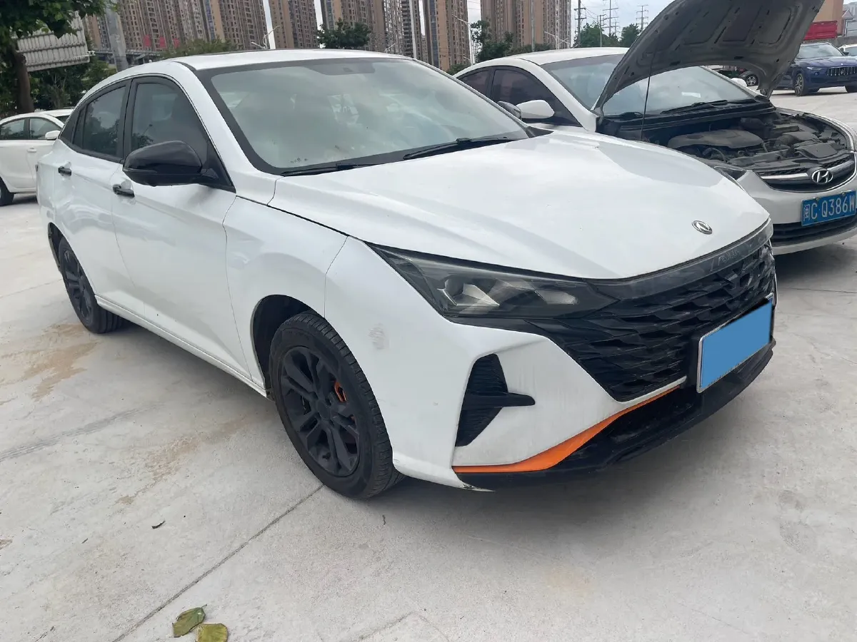 2023 DongFeng Aeolus YiXuan 1.5L 125HP L4 6DCT,autocango,china used car exporter,china ev exporter,chinese used car exporter,chinese used ev exporter