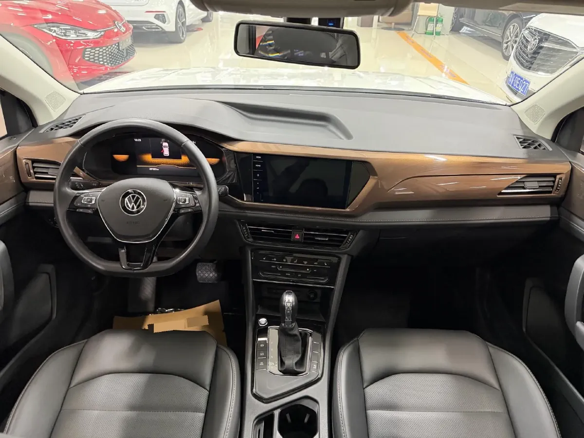 2022 Volkswagen Tharu 1.4T 150HP L4 7DCT,autocango,china used car exporter,china ev exporter,chinese used car exporter,chinese used ev exporter