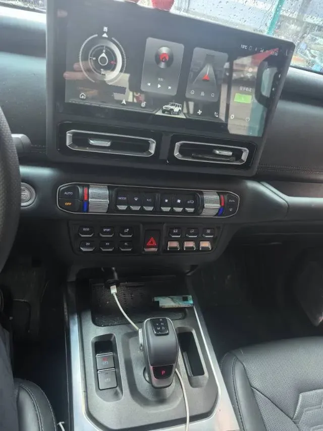 2024 212 212 T01 2.0T 252HP L4 8AT,autocango,china used car exporter,china ev exporter,chinese used car exporter,chinese used ev exporter