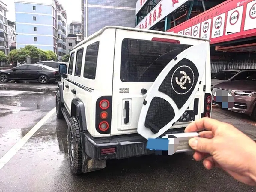 2024 212 212 T01 2.0T 252HP L4 8AT,autocango,china used car exporter,china ev exporter,chinese used car exporter,chinese used ev exporter