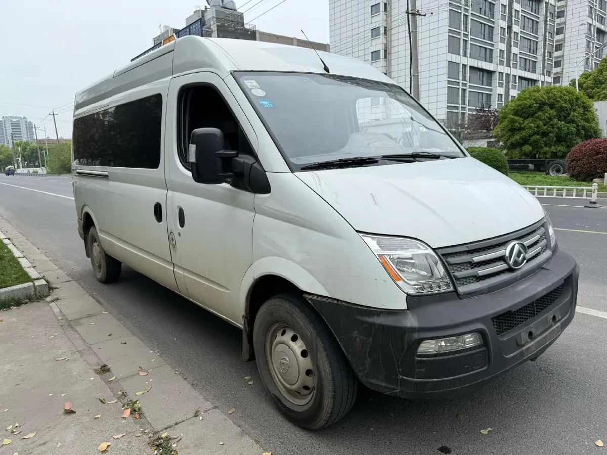2020 MAXUS XinTu V80 2.5T 136HP L4 6MT,autocango,china used car exporter,china ev exporter,chinese used car exporter,chinese used ev exporter